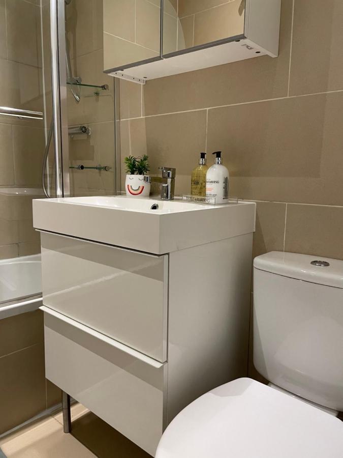 2 Bed Apartment Close To City Centre Cardiff Zewnętrze zdjęcie