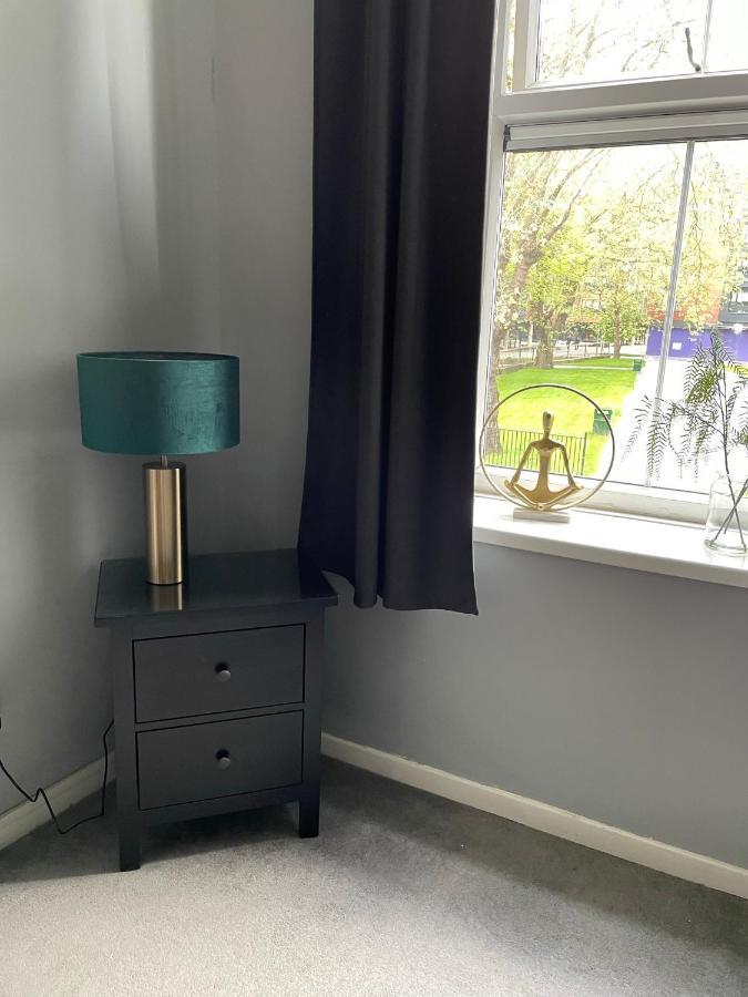 2 Bed Apartment Close To City Centre Cardiff Zewnętrze zdjęcie