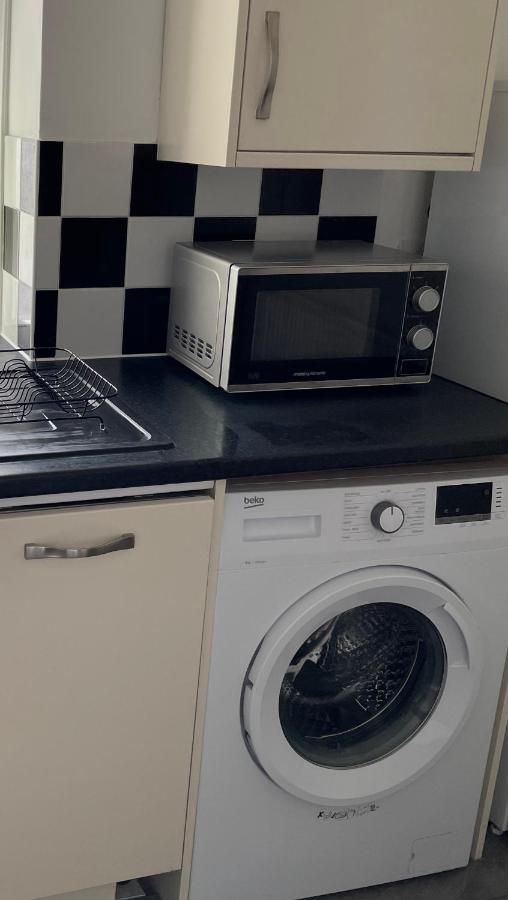 2 Bed Apartment Close To City Centre Cardiff Zewnętrze zdjęcie